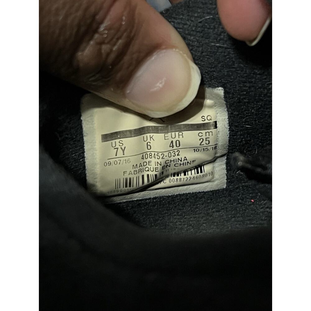Size 7y- Air Jordan 4 Retro Royalty 2017 Black/Gold 408452-032 - Picture 6 of 6